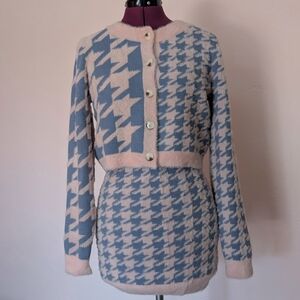 Women's Blue and Pink Houndstooth Sweater